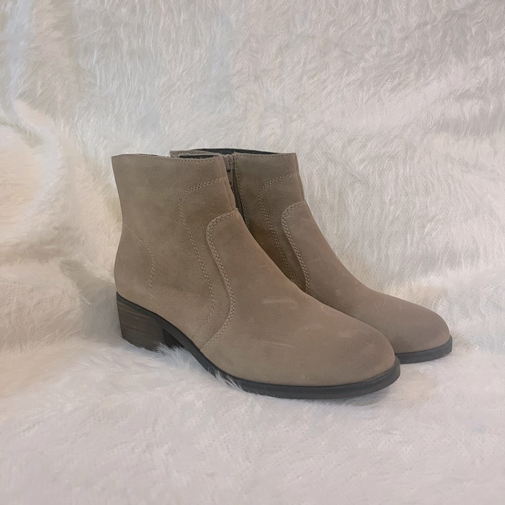 Gibson Latimer Womens Ankle Boots- Size 8